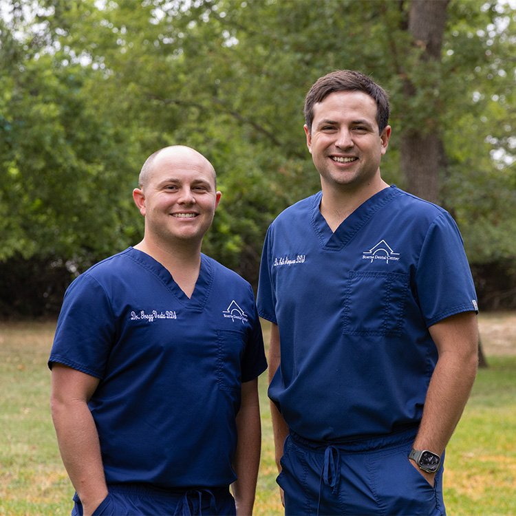 Boerne Texas dentists Dr. Luttrell and Dr. Gomillion
