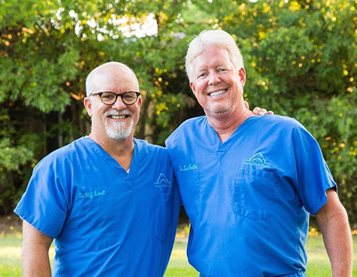 Boerne Texas dentists Dr. Luttrell and Dr. Gomillion