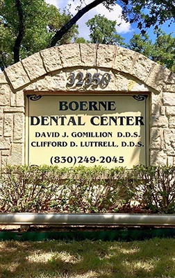 Boerne Dental Center outdoor sign